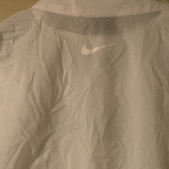 Two Piece Nike Top and Jacket Tennis - Picture 6 of 8